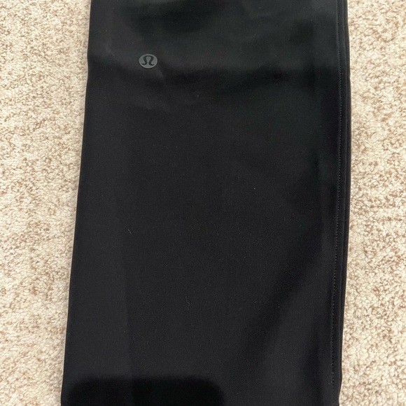 Lululemon Stretch High-Rise Pant 7/8 Length- black, size 4 - Picture 5 of 5